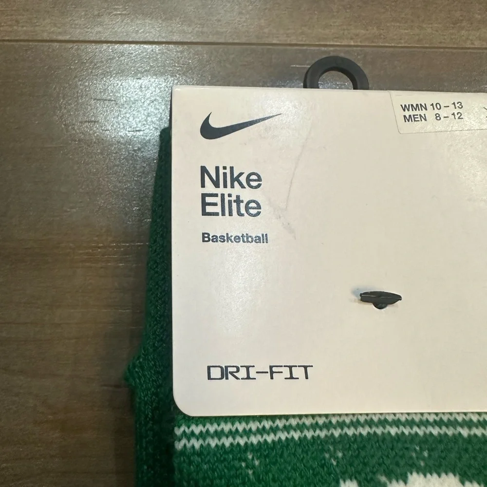 Nike Elite Santa Festive Green Athletic Socks